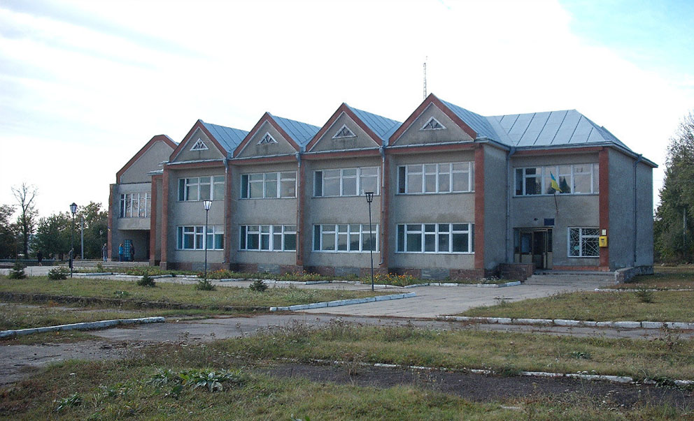 Будинок культури у с. Івахни